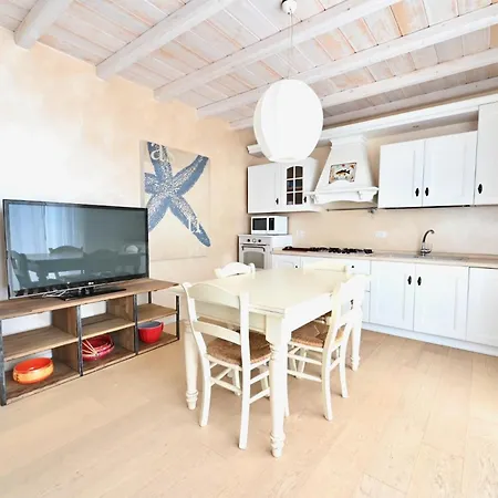 Villaggio Dei Pellicani Apartment *