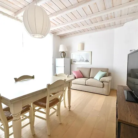 Villaggio Dei Pellicani Apartment